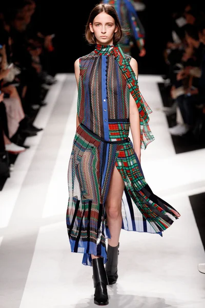 Look 26